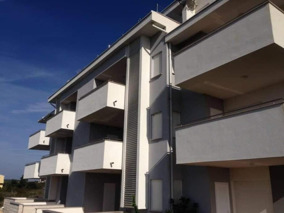 Apartamento Islando 3 Novalja Exterior foto